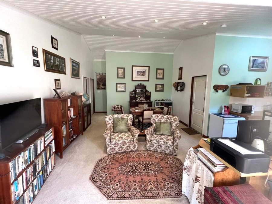 2 Bedroom Property for Sale in Harkerville A H Western Cape